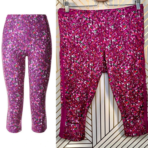 Lululemon Real Quick Crop‎ Paradise Camo Regal Plum - Picture 1 of 10